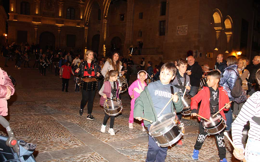 Miércoles de Ceniza en Alcañiz. Concentración de tambores. / B. Severino