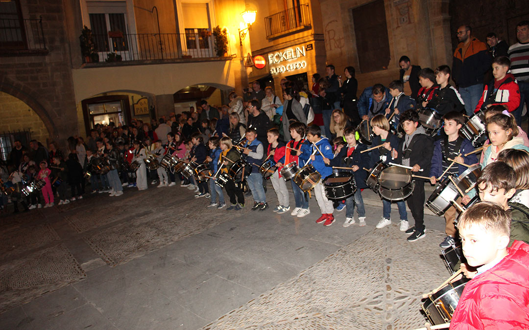 Miércoles de Ceniza en Alcañiz. Concentración de tambores. / B. Severino