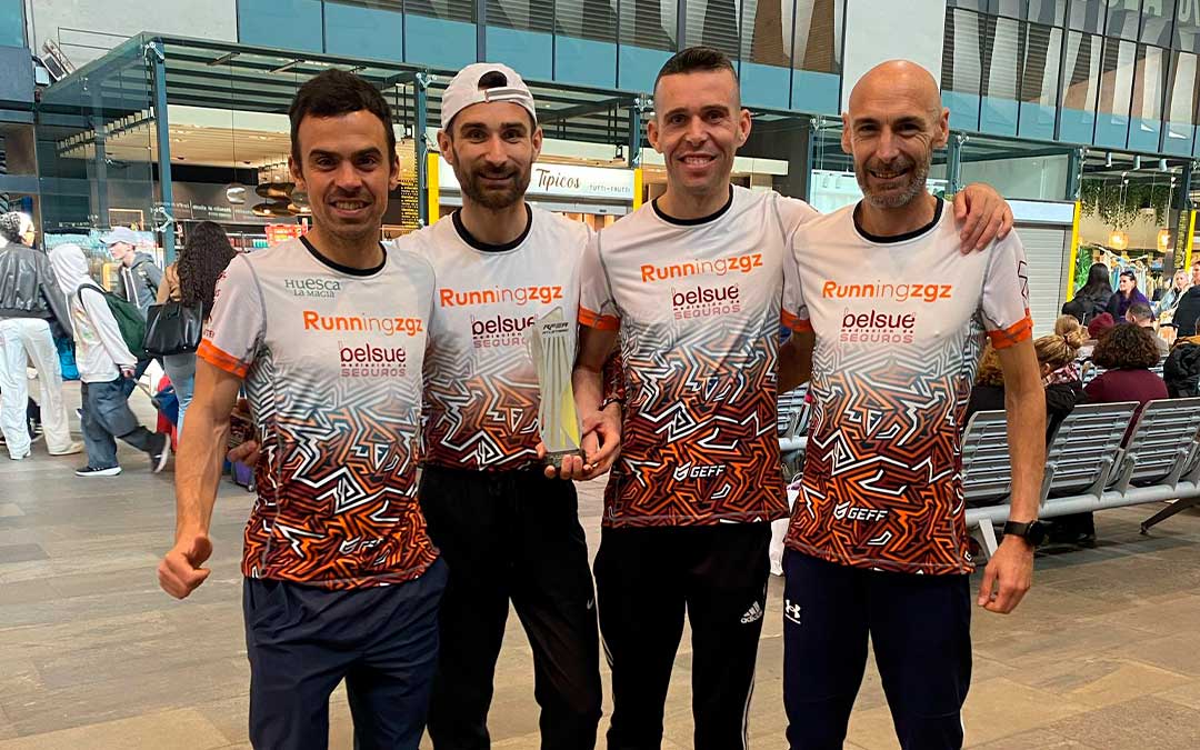 Alberto Puyuelo (Jaca), Mikel García (Alcañiz), Víctor Tello (Calanda) y Chema García (Alcañiz); este domingo en Sevilla. / M.G.E.