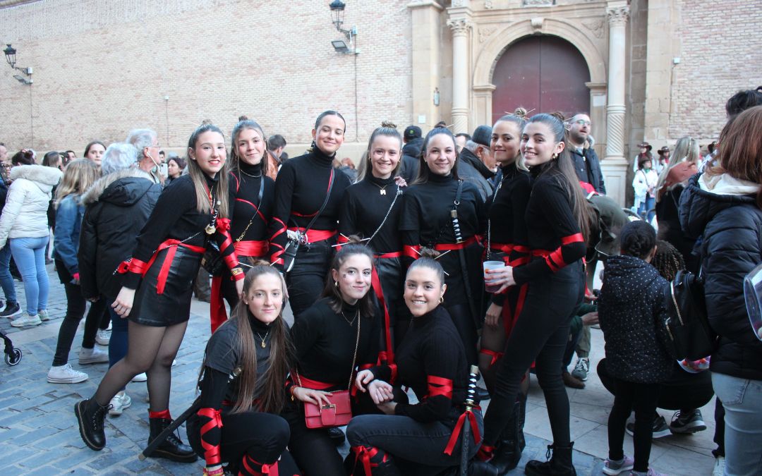 Ninjas en Calanda por Carnaval./ C.O.