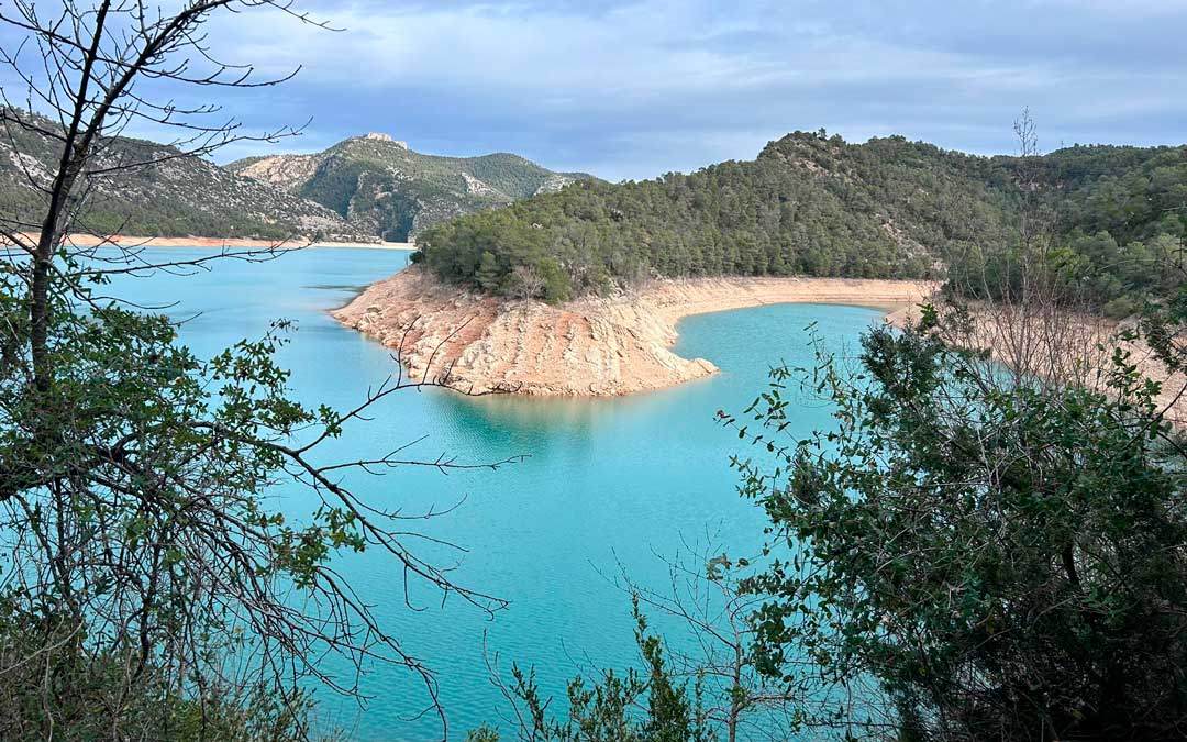 El embalse de Pena tiene almacenados en estos momentos 9,1 hectómetros y se encuentra al 51% de su total. / L.C