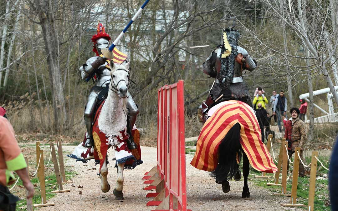 Recreaciones de batallas del domingo. / L.C