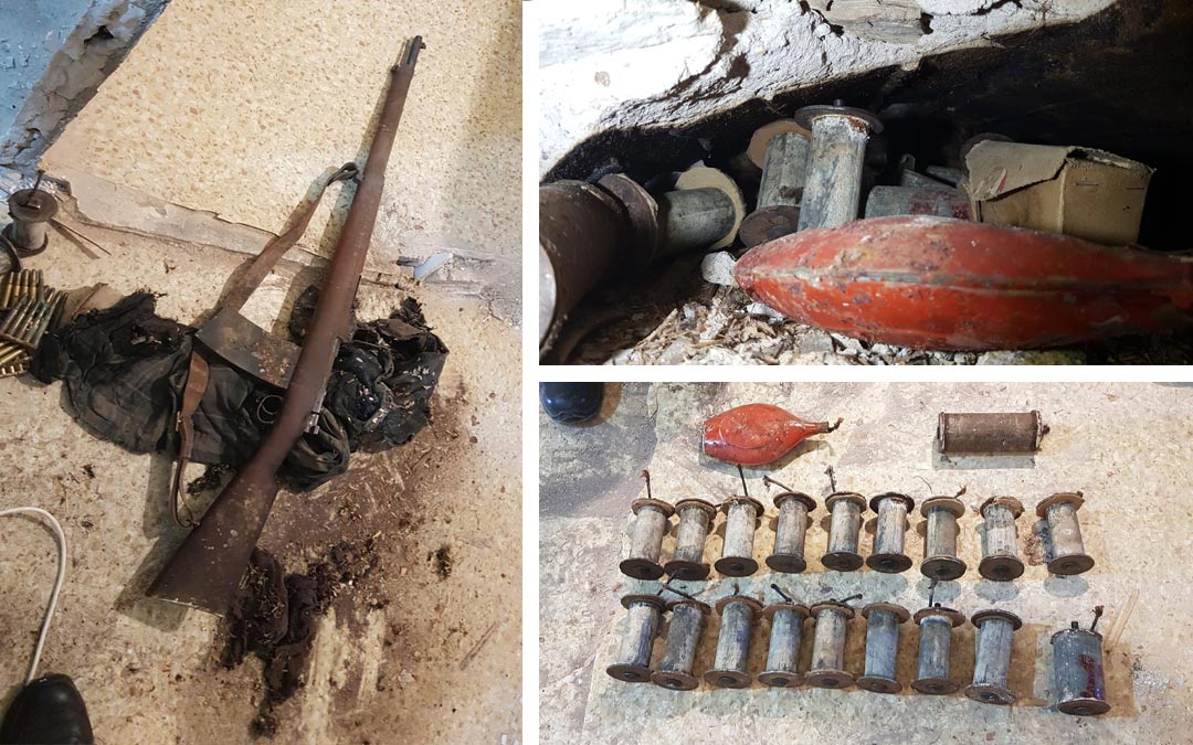 Artefactos explosivos hallados en un falso techo en una casa de Mas de las Matas./ José Miguel Aznar