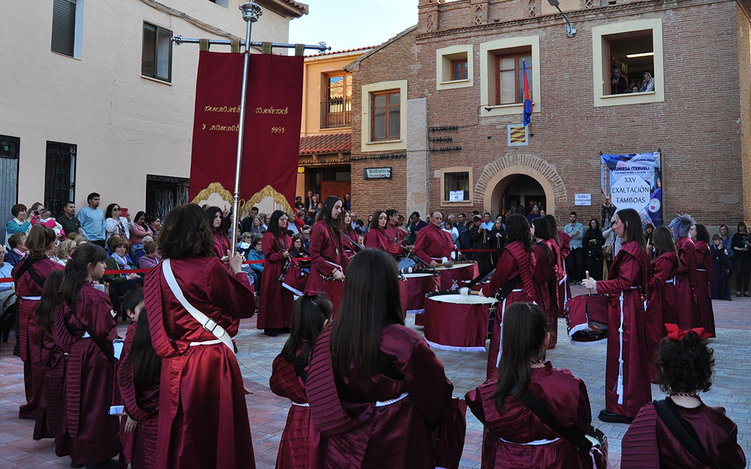 Grupo del Jesús Nazareno de Ariño./ J.L.
