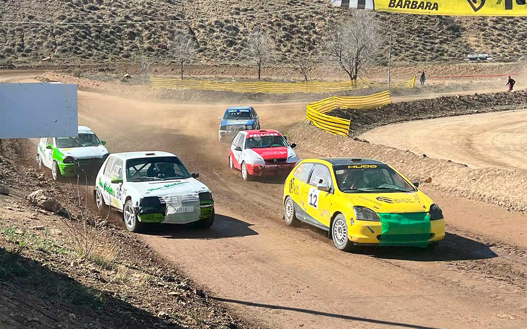 Disputa del Autocross de Utrillas este sábado. / FADA