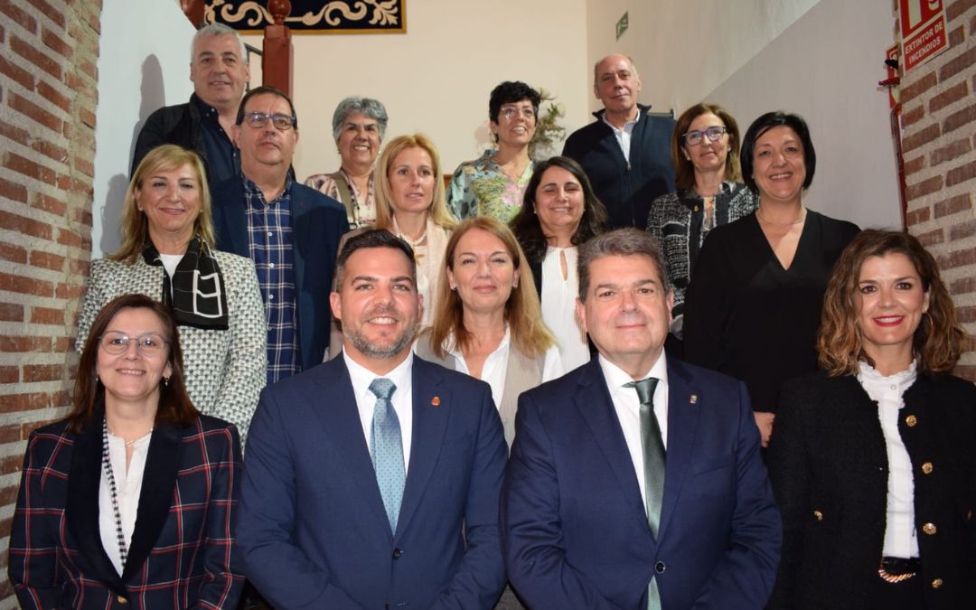 20 municipios y 2 cabildos insulares forman esta Comisión./ FEMP