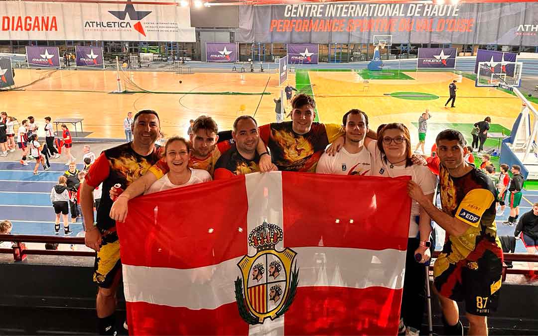 Los jugadores caspolinos en París en el torneo del Oeste de Europa./ Carlos Fuster