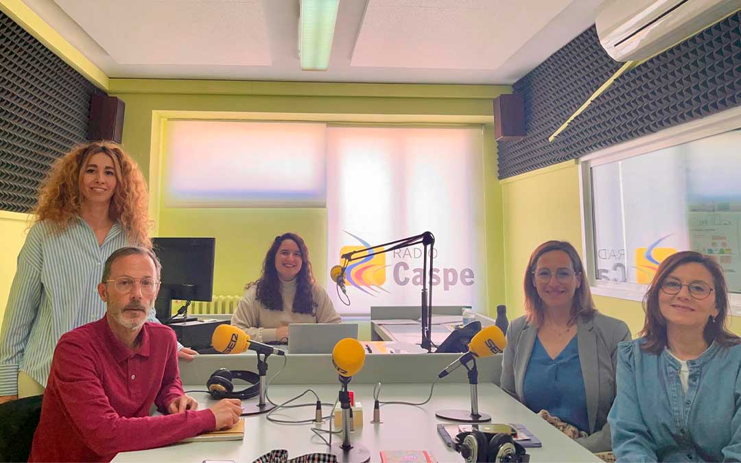 Ana Jarque, Antonio Gui, y Susana Garrido junto con maría Ibáñez y Sofía Fondevilla./ M.I.