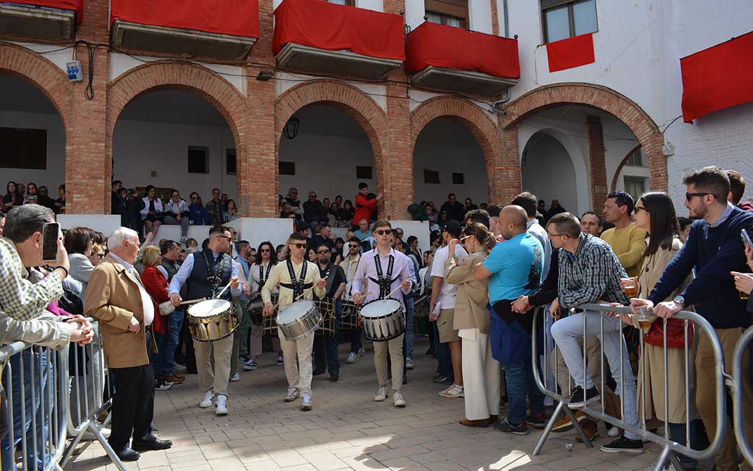 El Encuentro de Híjar se abre paso entre el público./I.M.