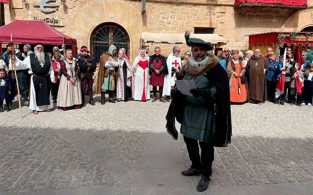 Pregón inaugural en la Plaza Mayor./ S.F.