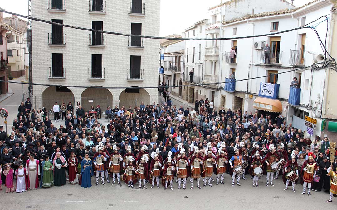 Procesión reducida del Pregón en La Puebla de Híjar. / B. Severino