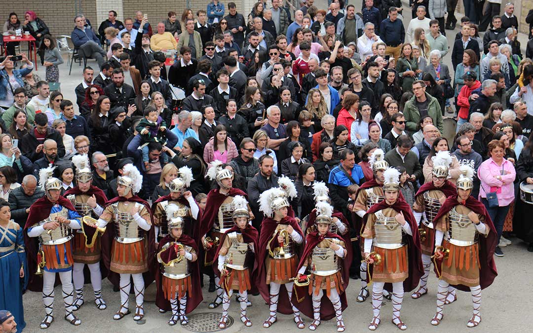 Procesión reducida del Pregón en La Puebla de Híjar. / B. Severino