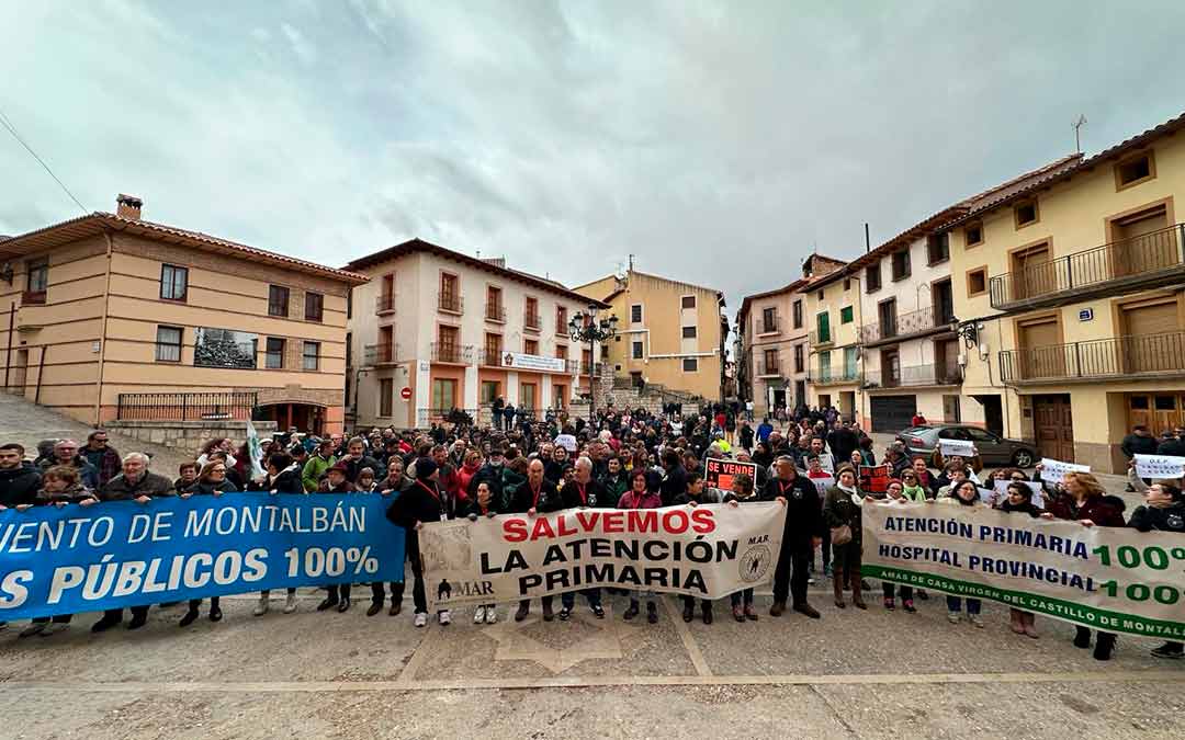 Manifestación este mediodía en Montalbán./MAR