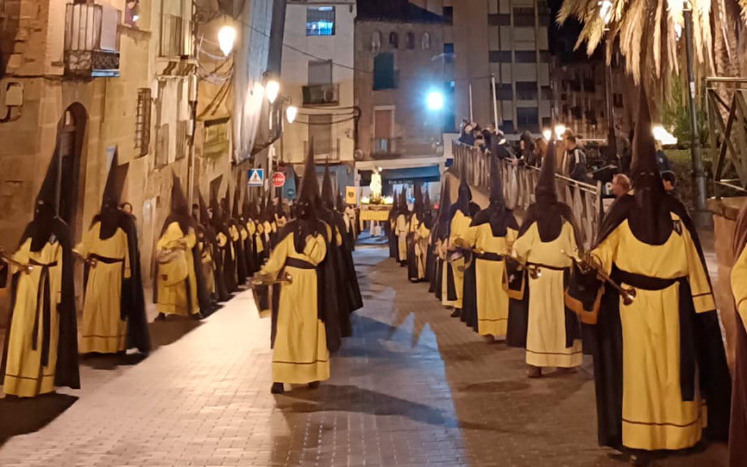 Las lluvias intermitentes provocaron el cambio de recorrido./ M. Jesús Clavero