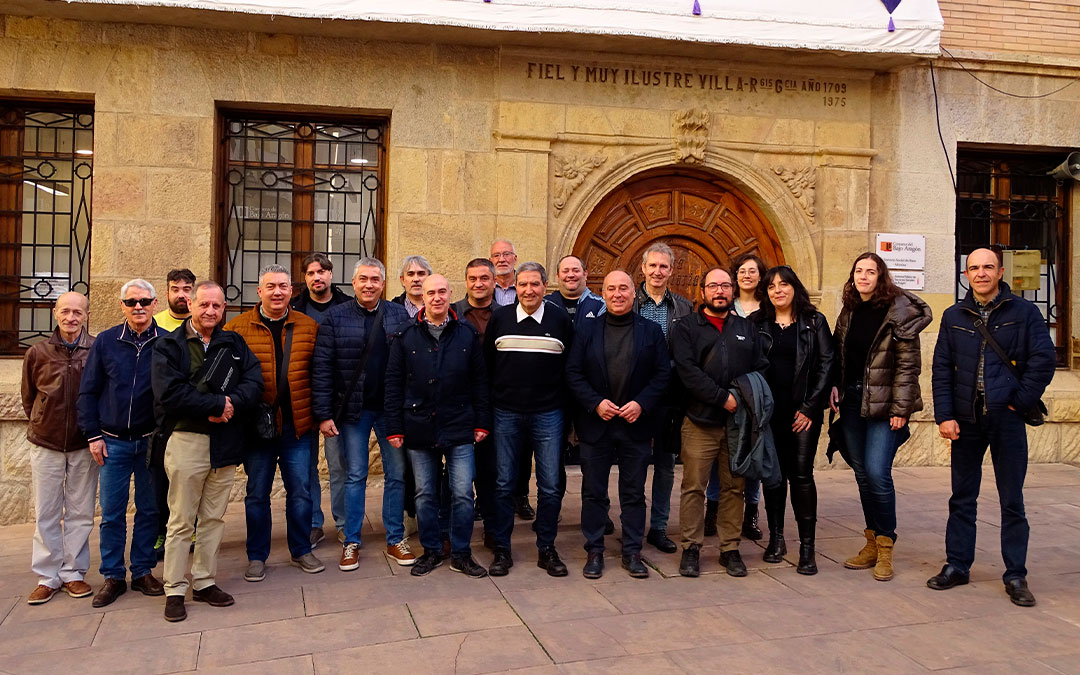 Reunión del diputado delegado Miguel Iranzo con los directores de las bandas de la provincia./ DPT
