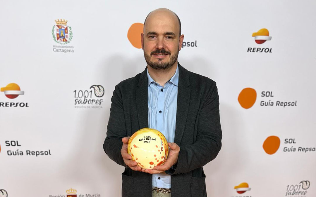 El maellano Rubén Catalán es el jefe de cocina del restaurante El Visco./ L.C.