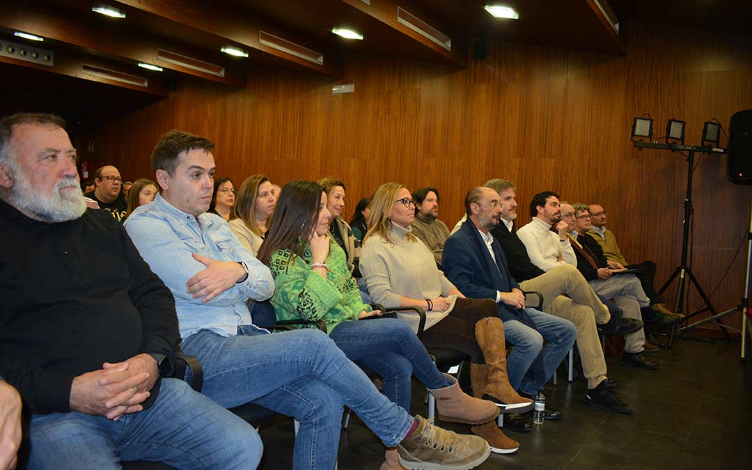 La cúpula del PSOE aragonés en primera fila./I.M.
