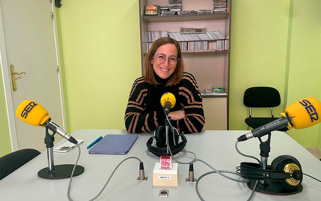 Susana Garrido en Radio Caspe./ S.F.