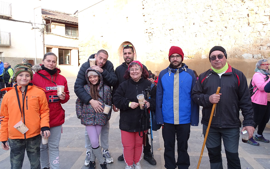 Participantes de la Marcha Senderista del Matarraña./ Alba Zurita