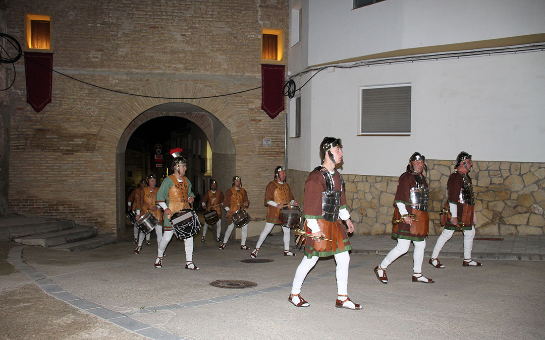Procesión del Encuentro en Martes Santo en Urrea de Gaén. / B. Severino