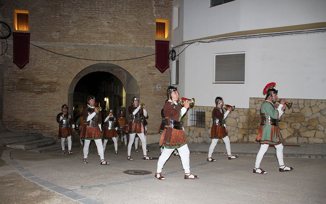 Procesión del Encuentro en Martes Santo en Urrea de Gaén. / B. Severino