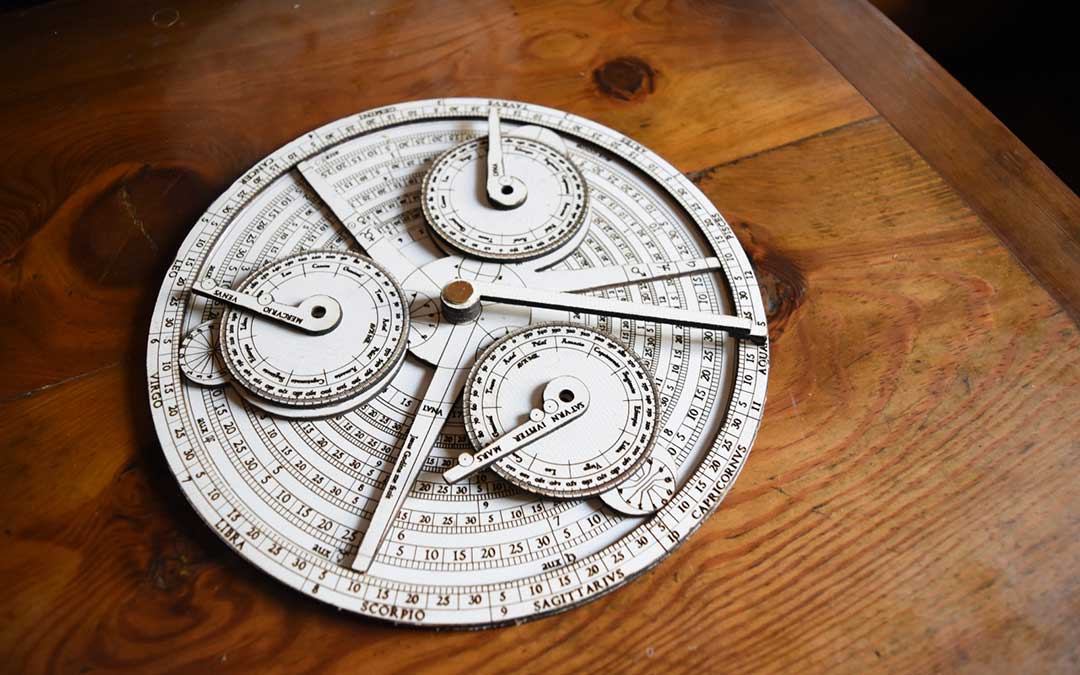 El ecuatorio ha inspirado 'Mirando al Cosmos'. / JAGUI