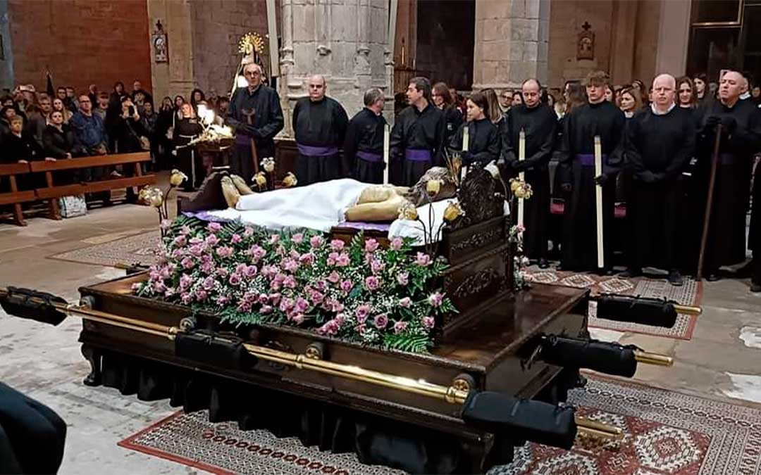 Cierre del Sepulcro en la Colegiata de Caspe./ Ana Jarque