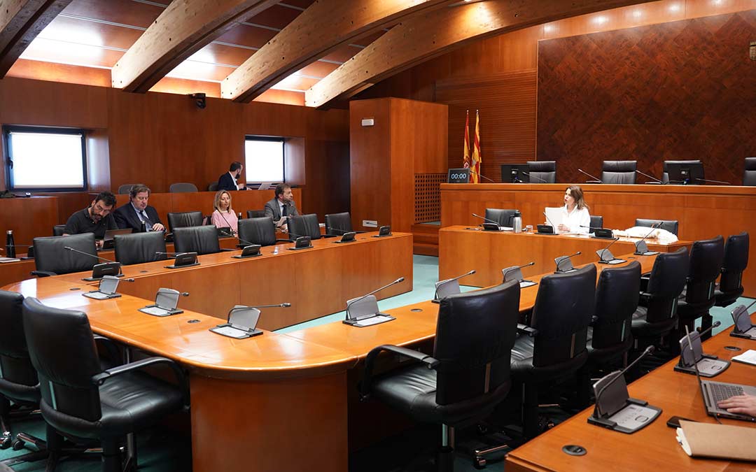 Archivo. Comisión de investigación en las Cortes de Aragón./Cortes de Aragón