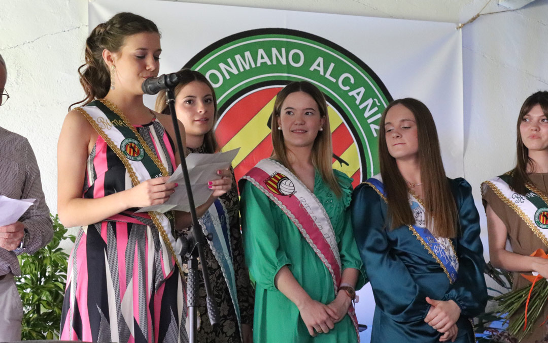 Celebración de la proclamación de la nueva Reina del Club Balonmano, Sandra Alejos./ N.Altaba
