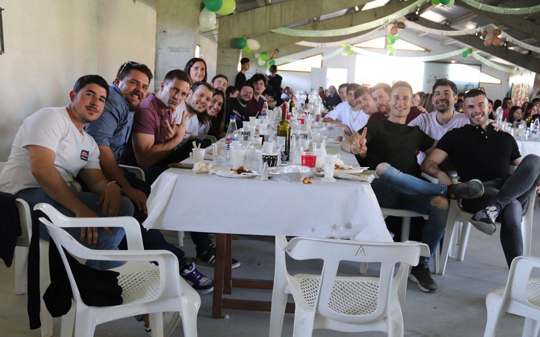 Celebración de la proclamación de la nueva Reina del Club Balonmano, Sandra Alejos./ N.Altaba