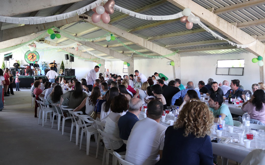 Celebración de la proclamación de la nueva Reina del Club Balonmano, Sandra Alejos./ N.Altaba