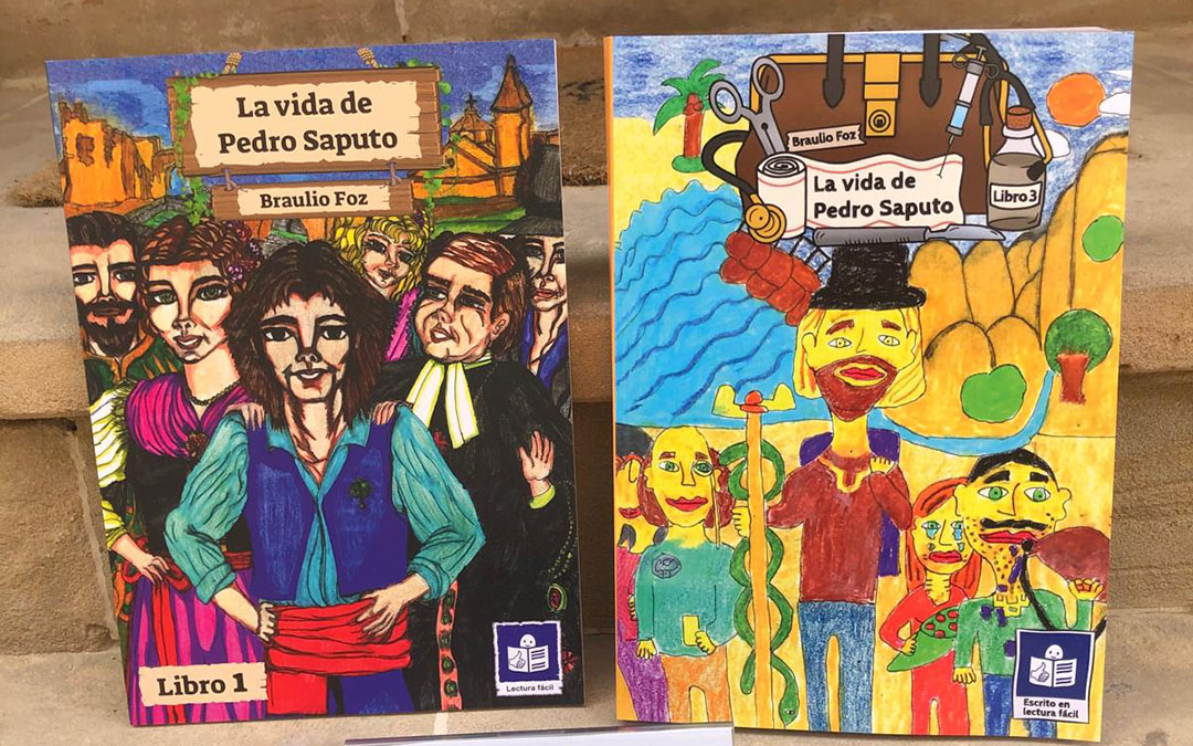 Durante el acto se dieron a conocer las publicaciones de lectura fácil./ J.V.