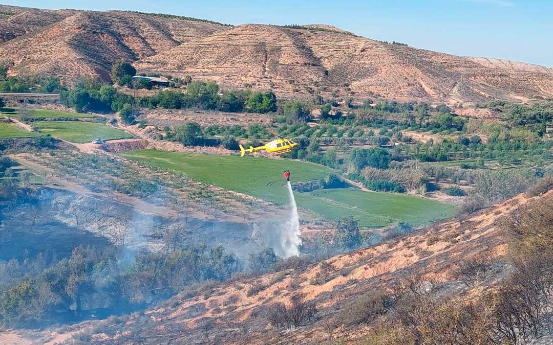 Intervención del dispositivo Infoar en el incendio de Albalate./ INFOAR