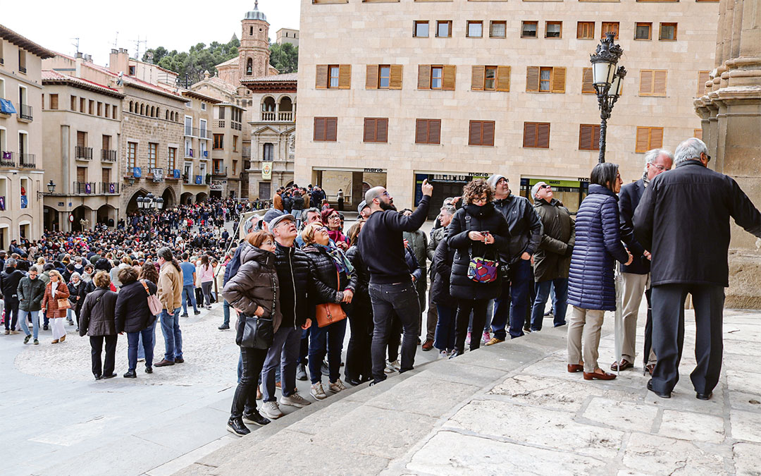 Visita guiada en el casco histórico de Alcañiz durante esta Semana Santa./ Nerea Altaba.