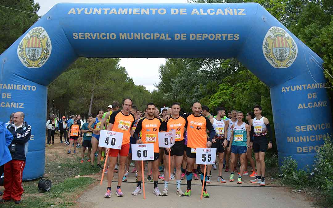 Línea de salida de la 10K de Alcañiz./I.M.