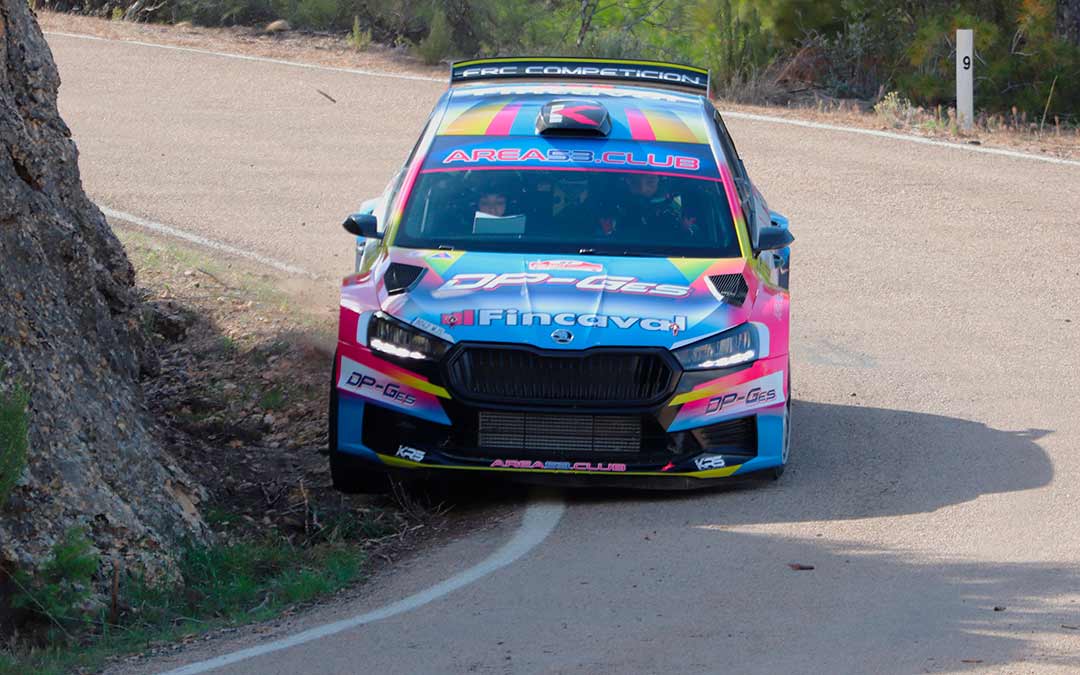 Toni Ariete y Noemi Garrido se han hecho con el triunfo en el XVIII Rally Bajo Aragón./FADA