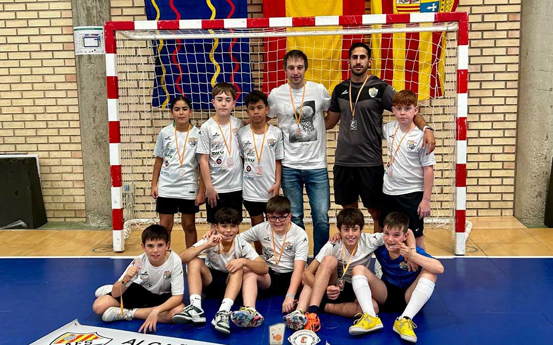El AFS Alcañiz el pasado fin de semana tras el campeonato de Aragón. / Alberto Egea
