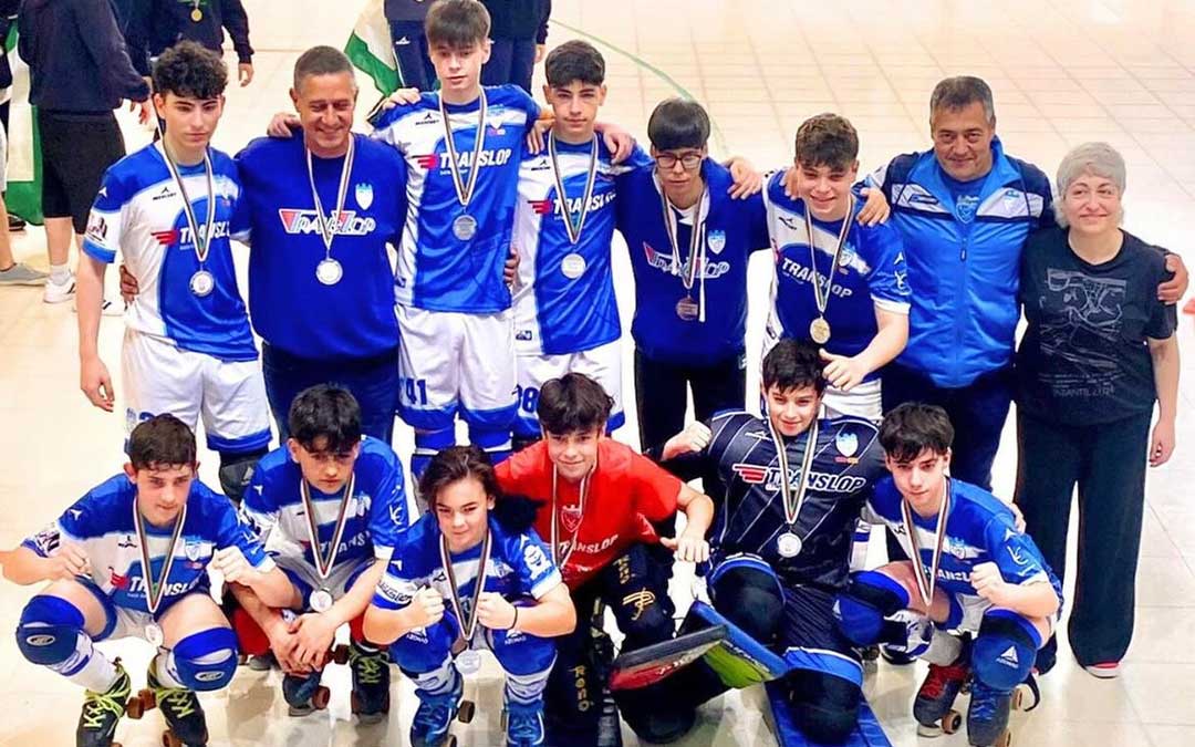 El equipo infantil del Alcañiz Club Patín el pasado fin de semana en Getxo. / Alcañiz Club Patín