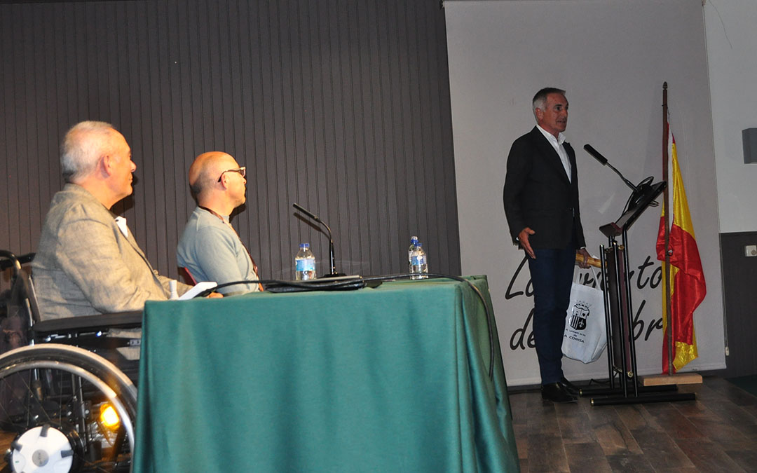 Raimundo Cubeles ha subrayado la trayectoria de la asociación, del Museo y del CRIET./ J.L.