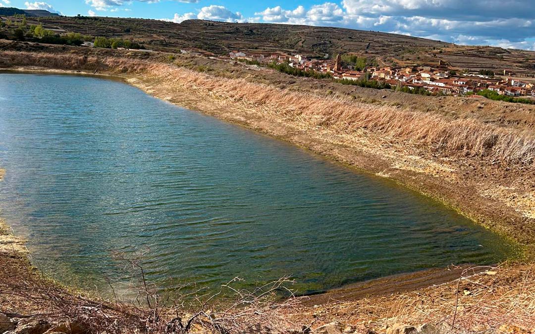 La balsa de la Iglesuela se encuentra en mínimos. /Ayto. Iglesuela