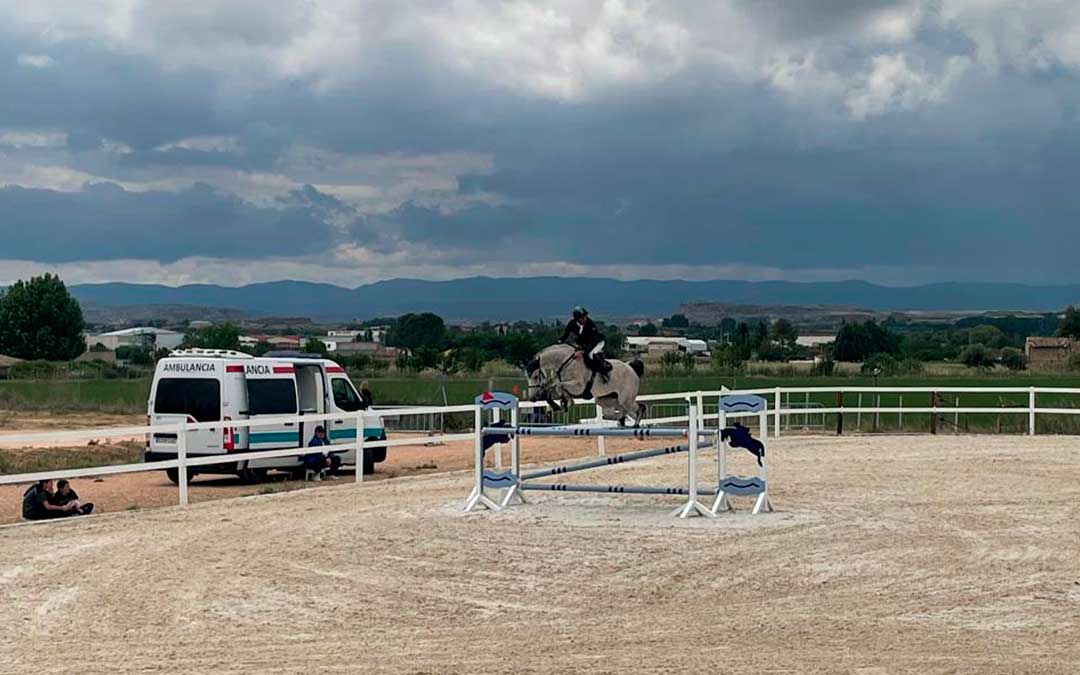 En el fin de semana se han realizado 250 salidas a pista de binomios (jinete y caballo)./ S.F.