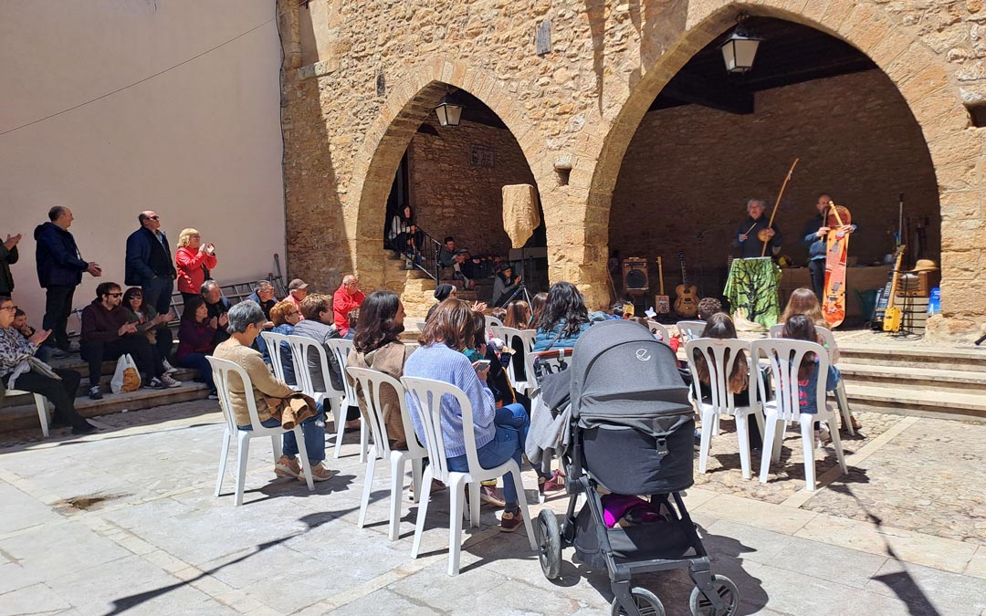 ‘Mosicaires’ regresó a la plaza. /N.A.