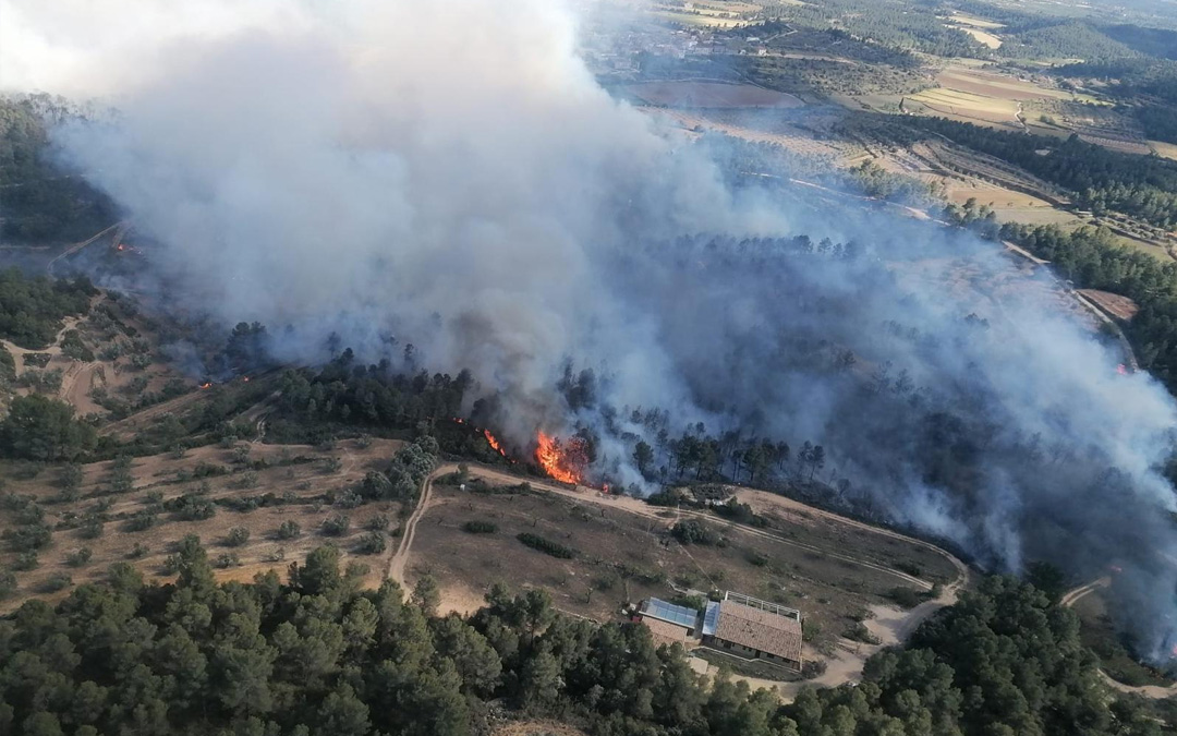 Imágenes capturadas por la Helitransportada de Alcorisa al llegar al incendio./ Operativo INFOAR