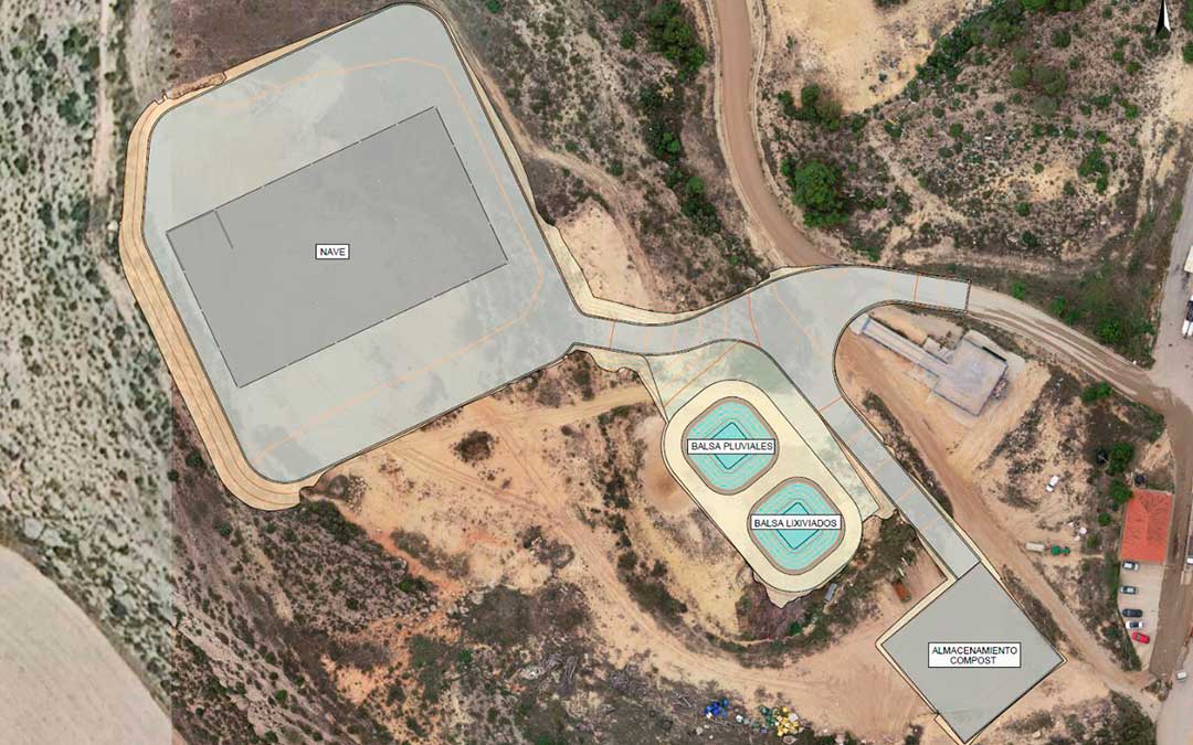 Para el desarrollo de la planta de compostaje se ha delimitado una superficie aproximada de 13.114,87 metros cuadrados. Al norte de la parcela se ubicará la nave cubierto, compuesta de dos zonas anexas, una destinada al compostaje y otra al afino del compost / EID Consultores