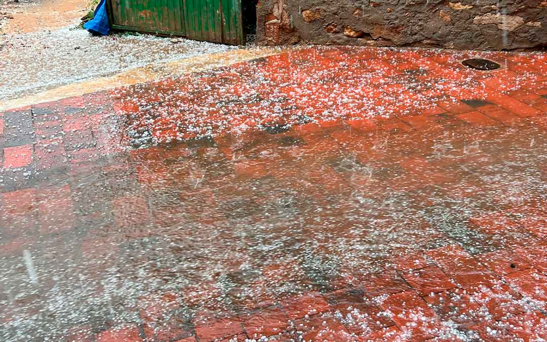 Granizada en Muniesa./ José Luis Iranzo