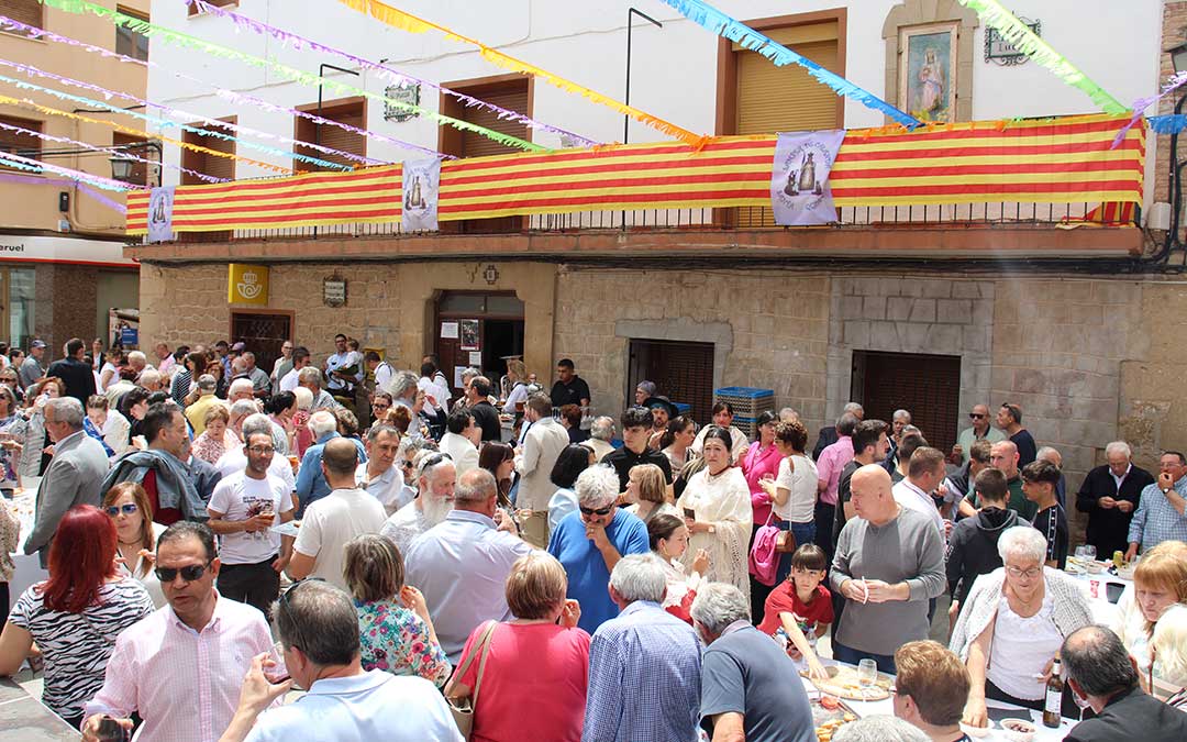 Vino español por Santa Quiteria. / B. Severino