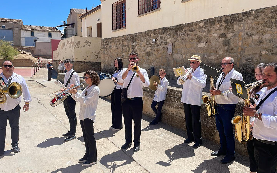 La Banda Francisco Turull ha amenizado el día de San Juan./ F.C.
