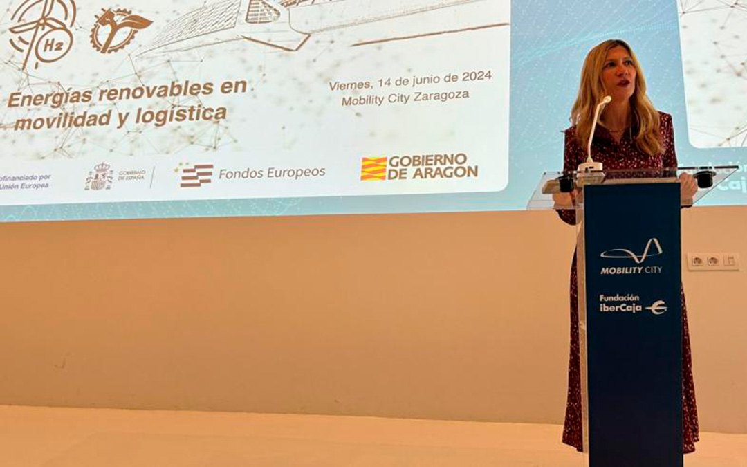 La vicepresidenta segunda y consejera de Economía, Empleo e Industria, Mar Vaquero ha presentado las ayudas este viernes en un acto celebrado en el Mobility City. / DGA