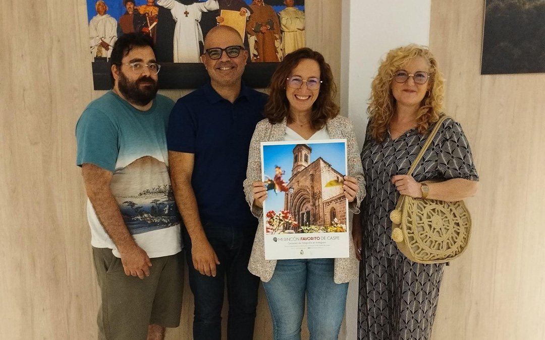 José Fillola, César Larrosa, Susana Garrido y Pilar Cortés/ Ayto. Caspe