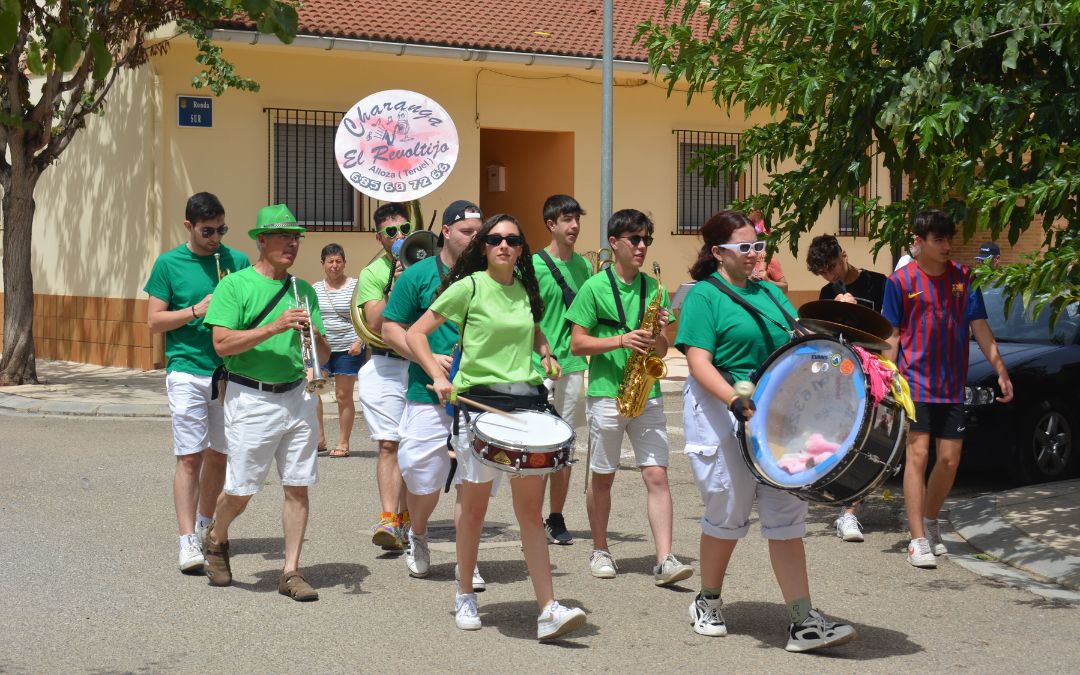 Puigmoreno vivió este viernes el primer día de sus fiestas./ C.O.